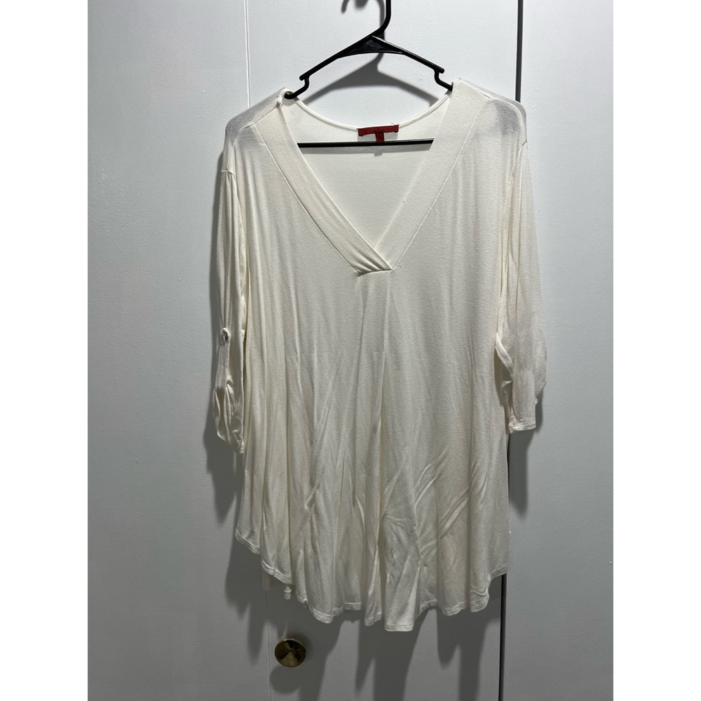 RED by BKE Half Sleeve V-Neck Top